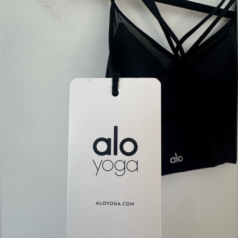 Alo Yoga Sneak Long Bra in Black - Size S - Picture 13 of 14